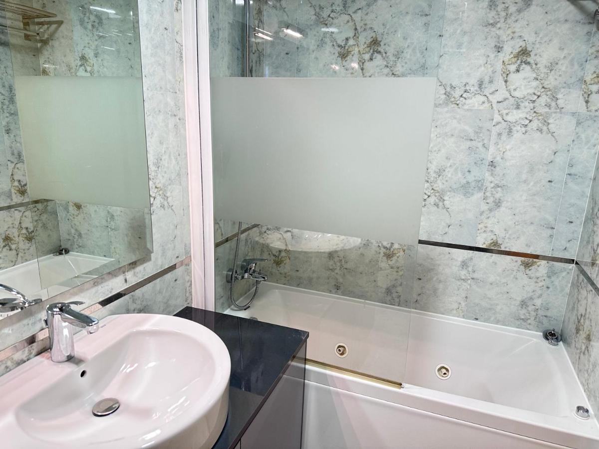 Apartamento Gran Via - Parking Gratis Саламанка Екстер'єр фото